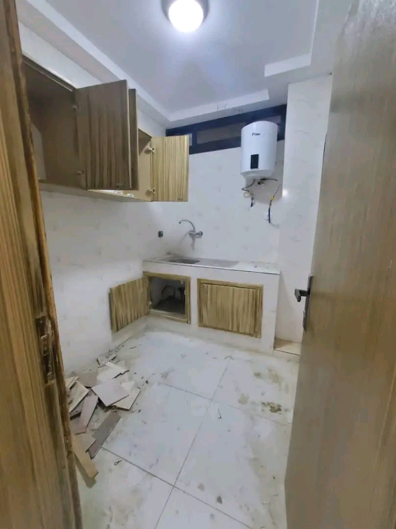 Appartement à louer 2 pièces et 3 pièces - Image 6