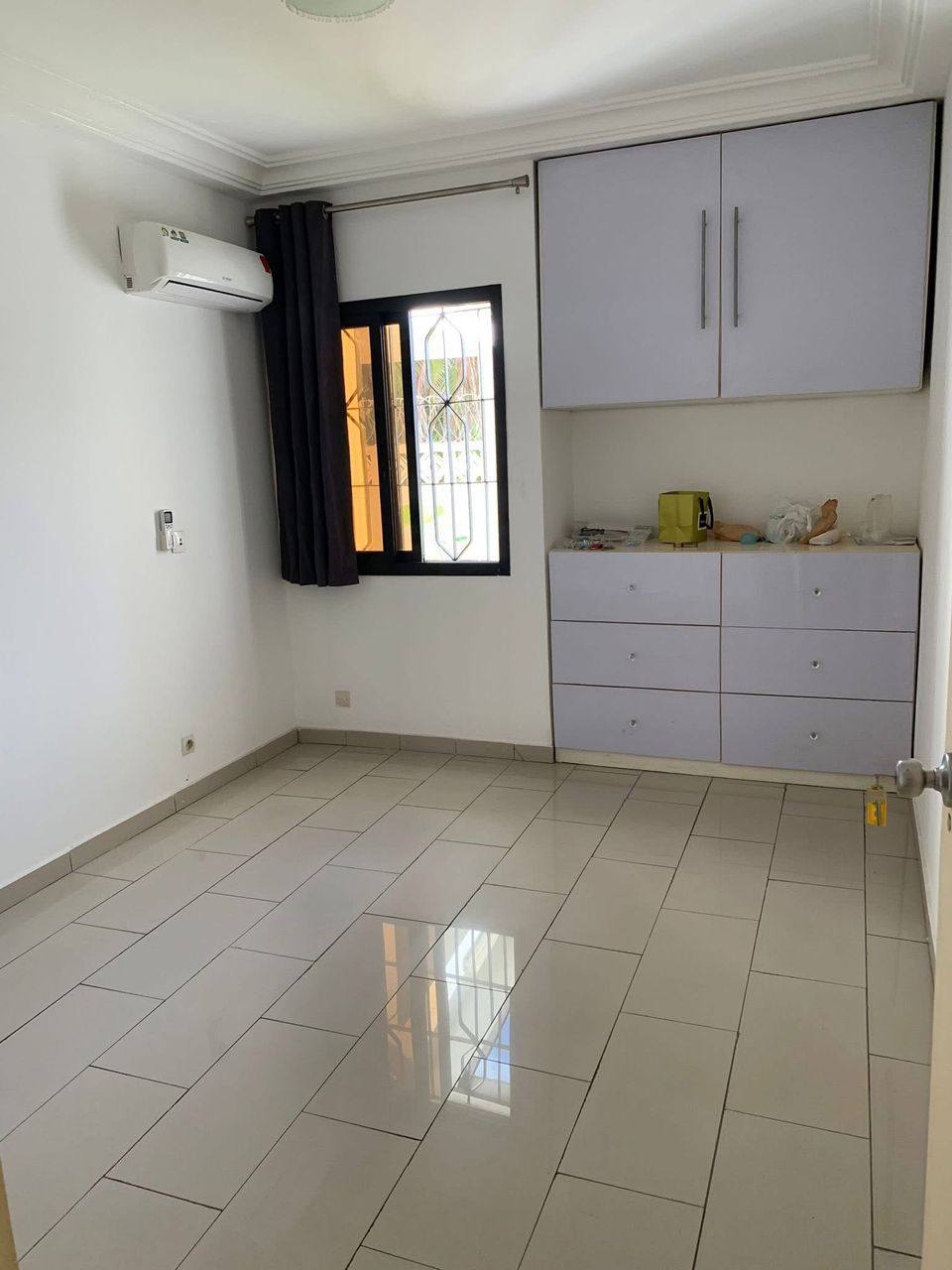 Villa basse de 05 pièces - Image 7