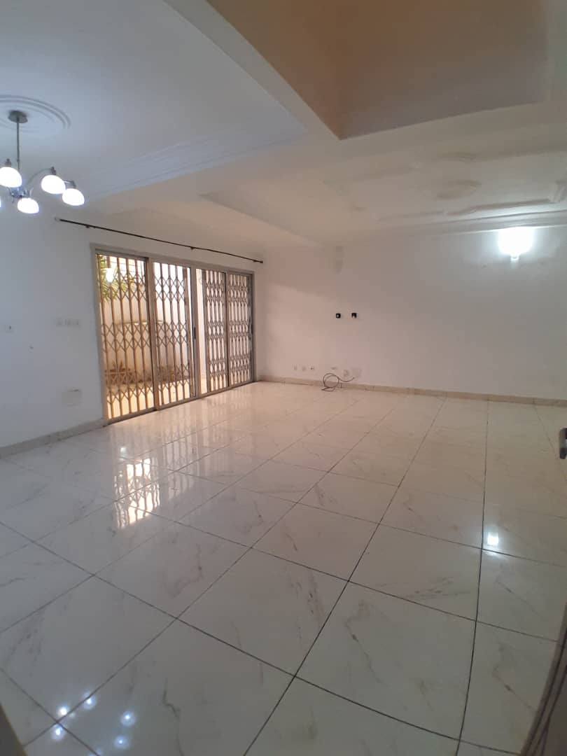 Duplex 6 pièces bien staffé - Image 2