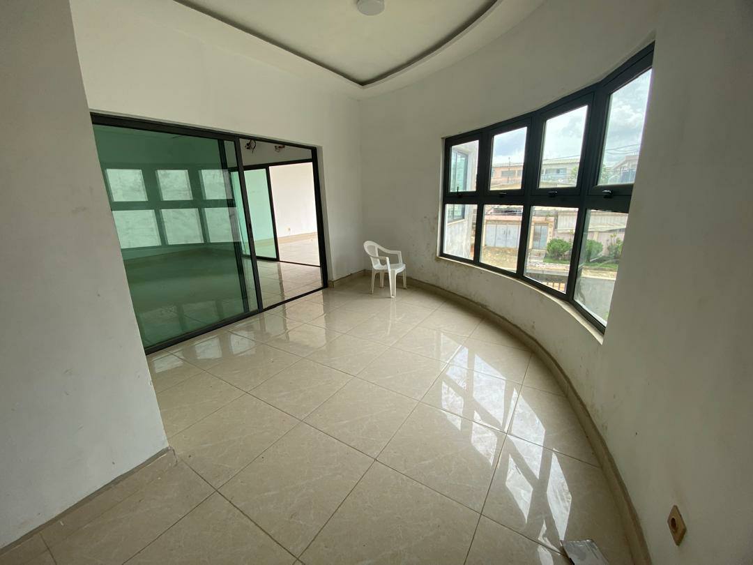 VILLA DUPLEX À LOUER HAUT STANDING - Image 6