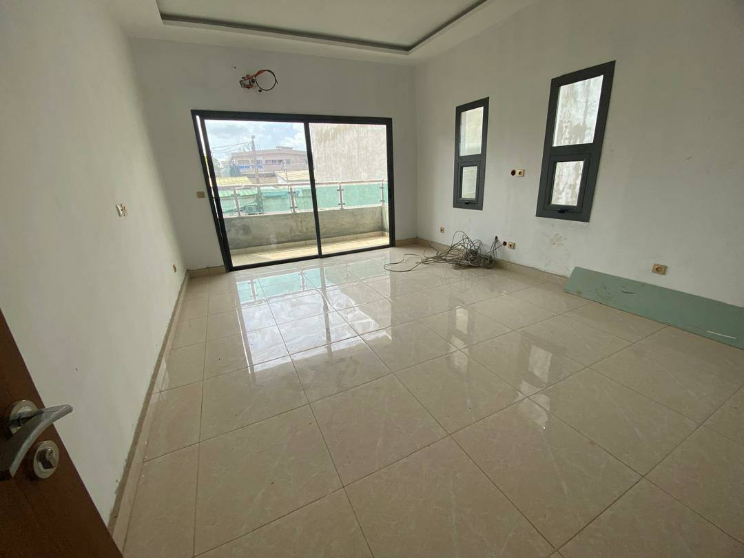 VILLA DUPLEX À LOUER HAUT STANDING - Image 5